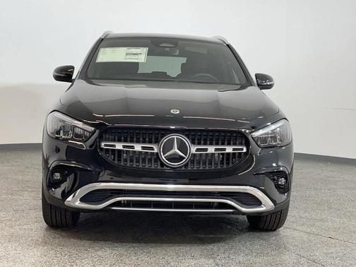 2025 Mercedes-Benz GLA 250 Base