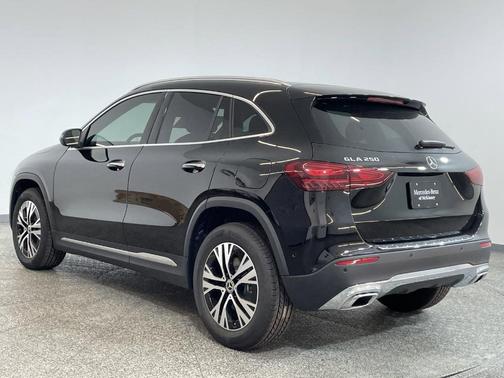 2025 Mercedes-Benz GLA 250 Base