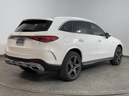 2025 Mercedes-Benz GLC 350e Base