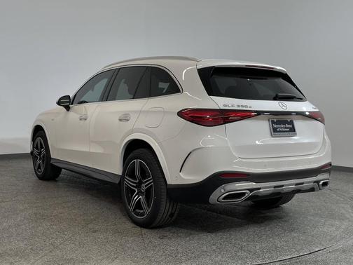 2025 Mercedes-Benz GLC 350e Base