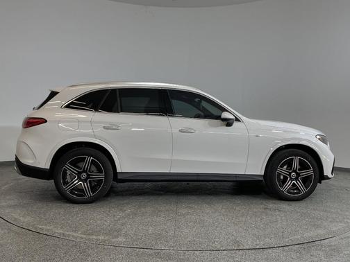 2025 Mercedes-Benz GLC 350e Base