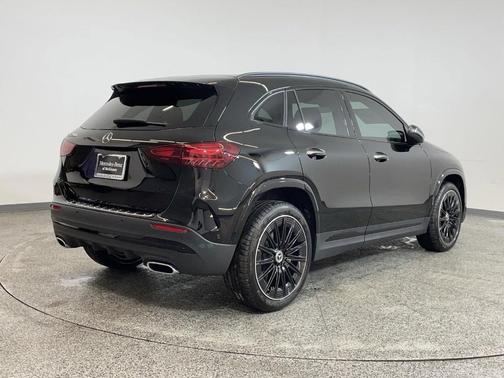 2025 Mercedes-Benz GLA 250 Base