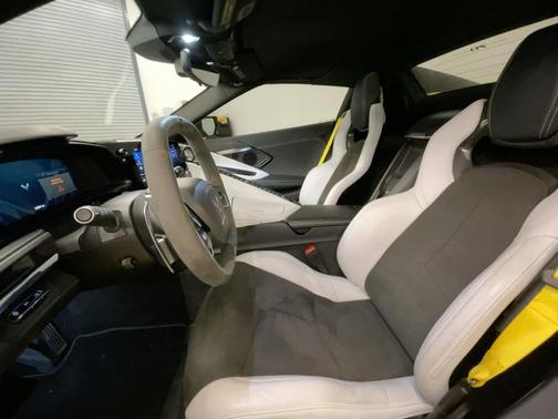 2023 Chevrolet Corvette Stingray w/2LT