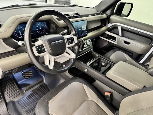 2022 Land Rover Defender 110 X-Dynamic HSE