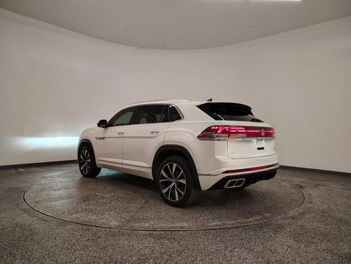 2024 Volkswagen Atlas Cross Sport 2.0T SEL Premium