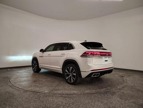 2024 Volkswagen Atlas Cross Sport 2.0T SEL Premium