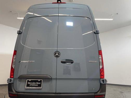 2025 Mercedes-Benz Sprinter 2500 High Roof
