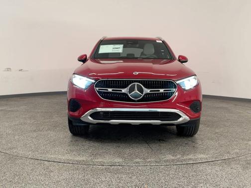 2026 Mercedes-Benz GLC 300 4MATIC
