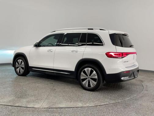 2023 Mercedes-Benz EQB 300 4MATIC