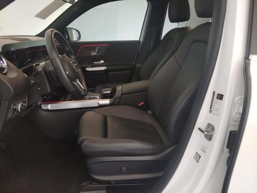 2023 Mercedes-Benz EQB 300 4MATIC