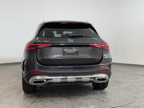 2025 Mercedes-Benz GLC 300 Base