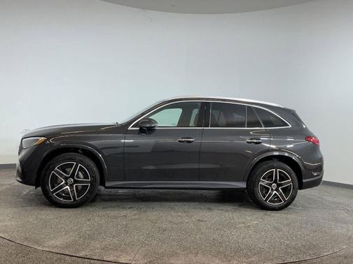 2025 Mercedes-Benz GLC 300 Base