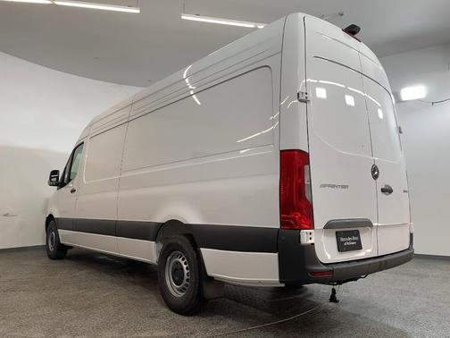 2025 Mercedes-Benz Sprinter 2500 High Roof