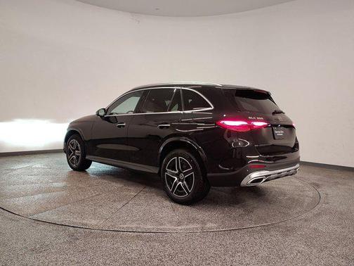 2026 Mercedes-Benz GLC 300 Base