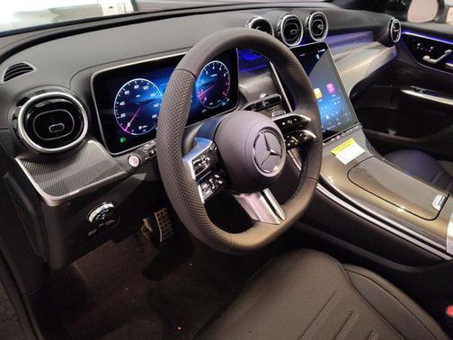 2026 Mercedes-Benz GLC 300 Base