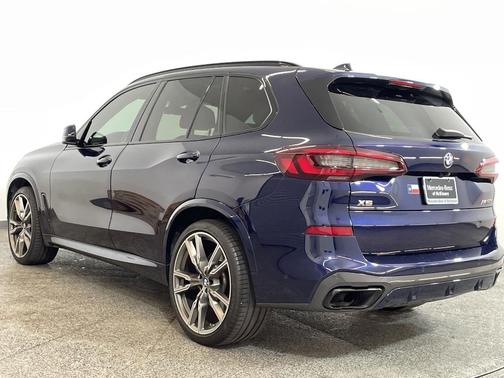 2021 BMW X5 M50i