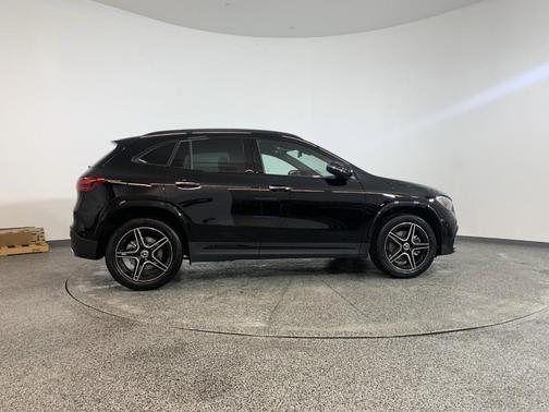 2025 Mercedes-Benz GLA 250 Base