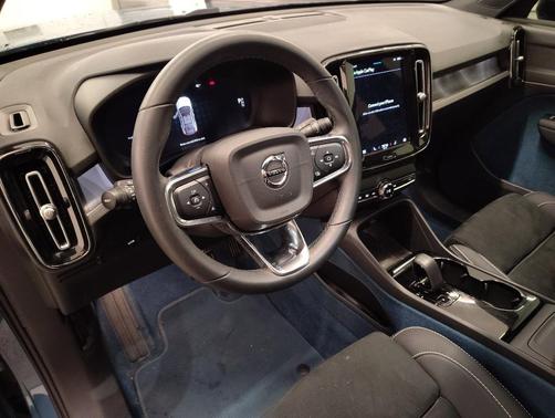 2023 Volvo C40 Recharge Pure Electric Twin Plus