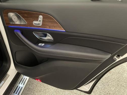 2026 Mercedes-Benz GLS 450 4MATIC