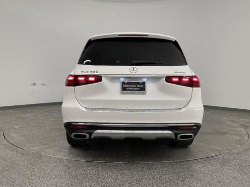 2026 Mercedes-Benz GLS 450 4MATIC