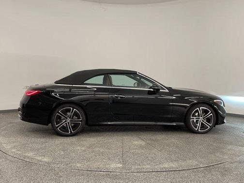 2026 Mercedes-Benz CLE 300 4MATIC Cabriolet