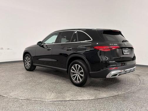 2026 Mercedes-Benz GLC 300 Base