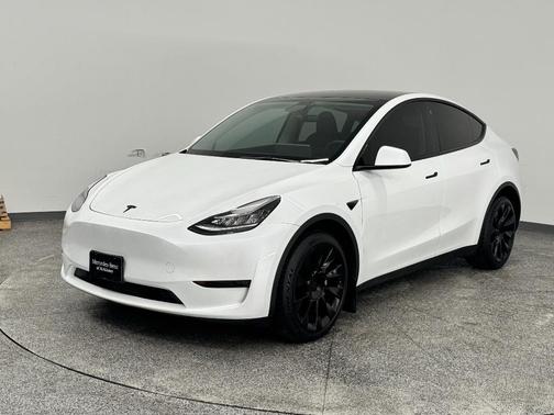 2023 Tesla Model Y Long Range Dual Motor All-Wheel Drive