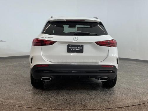 2025 Mercedes-Benz GLA 250 Base