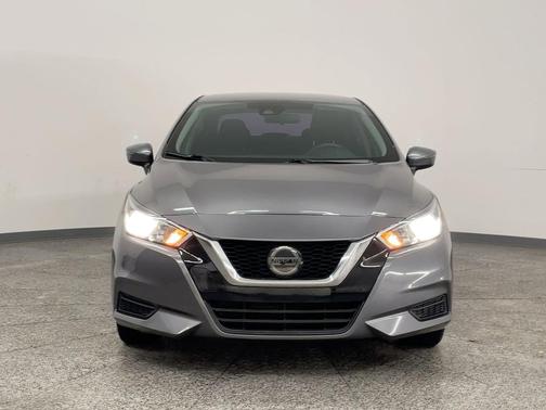 2020 Nissan Versa 1.6 SV