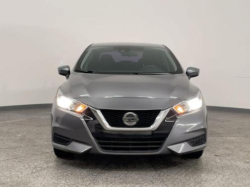 2020 Nissan Versa 1.6 SV