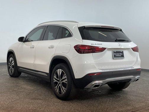 2025 Mercedes-Benz GLA 250 Base