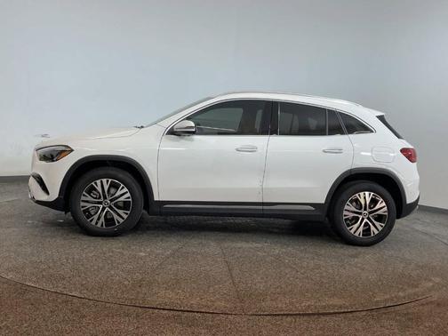 2025 Mercedes-Benz GLA 250 Base