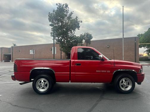 1997 Dodge Ram 1500 WS Reg. Cab 6.5-ft. Bed 2WD