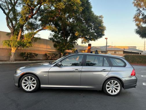 2011 BMW 328 328i