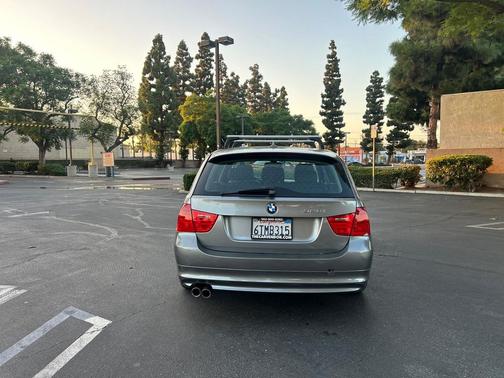 2011 BMW 328 328i