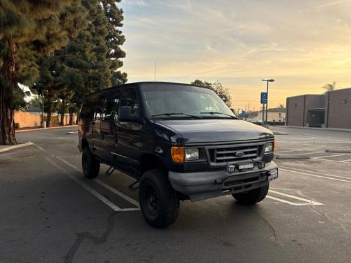 2006 Ford E150 Base