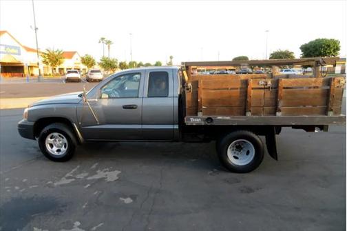 2005 Dodge Dakota ST Club Cab