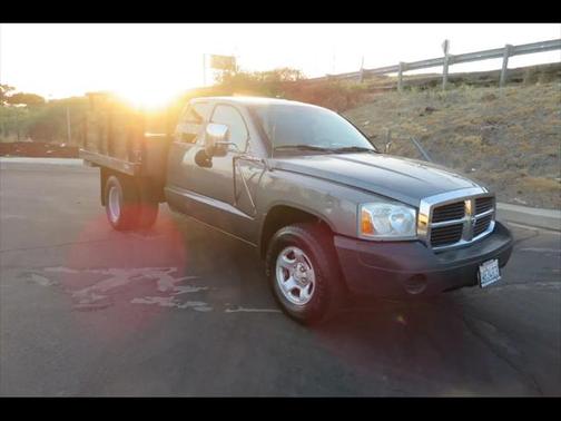 2005 Dodge Dakota ST Club Cab