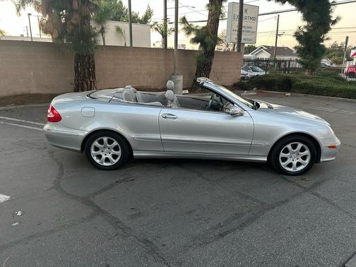 2004 Mercedes-Benz CLK-Class 320 Cabriolet