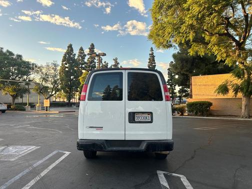 2013 Chevrolet Express 1500 Work Van