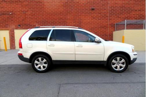 2010 Volvo XC90 V8