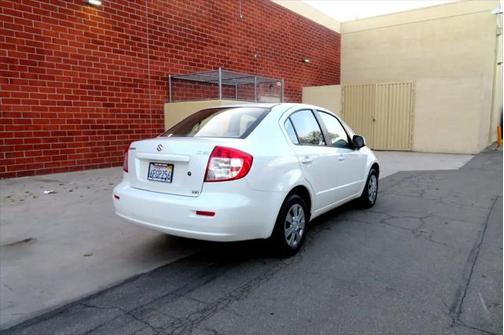2009 Suzuki SX4 LE