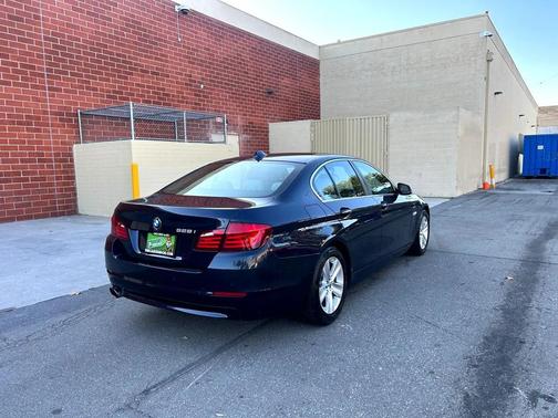2012 BMW 528 528i
