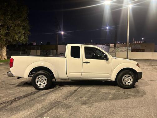 2014 Nissan Frontier SV