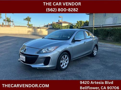 2013 Mazda Mazda3 i SV