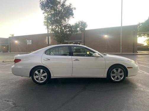 2005 Lexus ES 330 Base