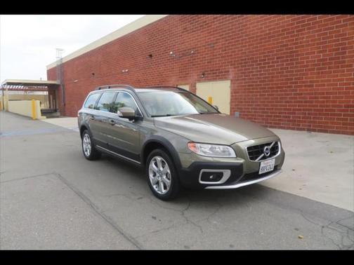 2010 Volvo XC70 T6