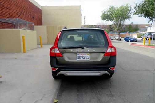 2010 Volvo XC70 T6