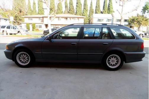 2000 BMW 528 Sport Wagon