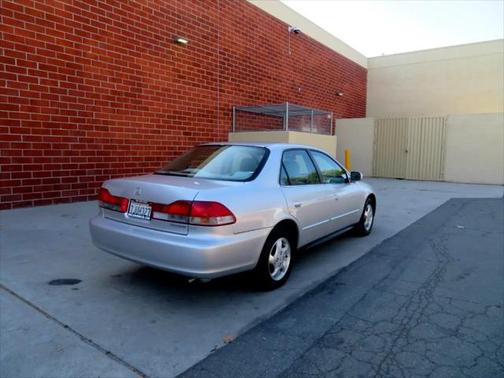 2001 Honda Accord LX sedan